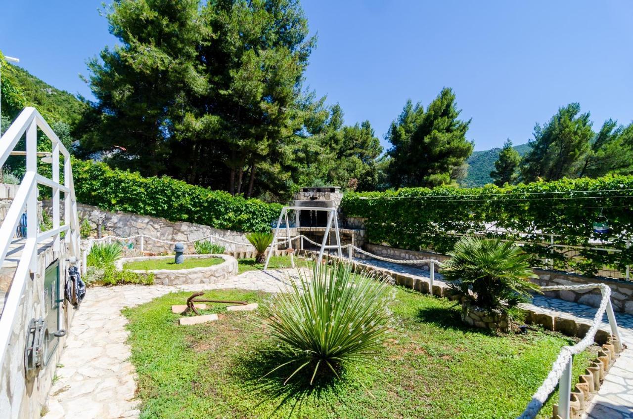 Apartments By The Sea Zuljana, Peljesac - 10233 Exterior foto