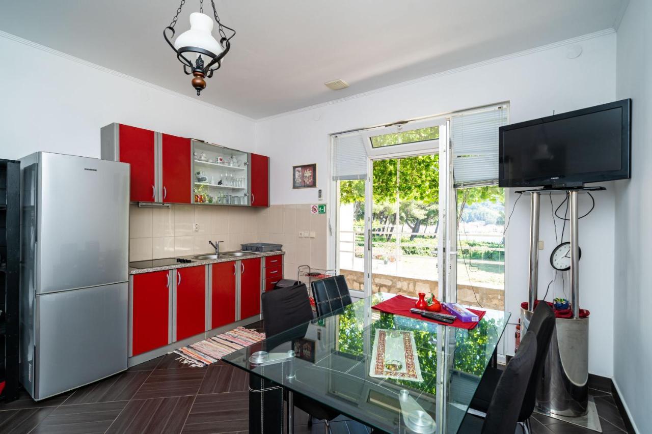 Apartments By The Sea Zuljana, Peljesac - 10233 Exterior foto