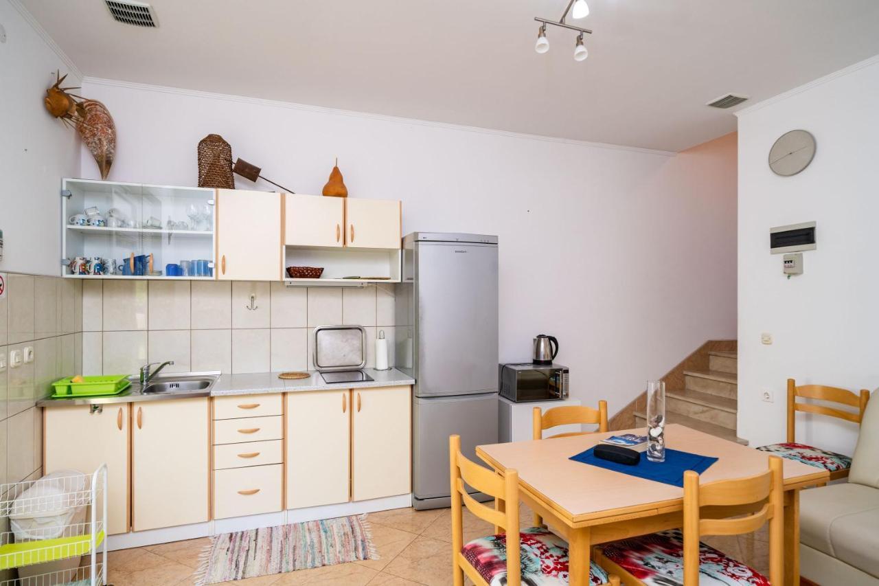 Apartments By The Sea Zuljana, Peljesac - 10233 Exterior foto